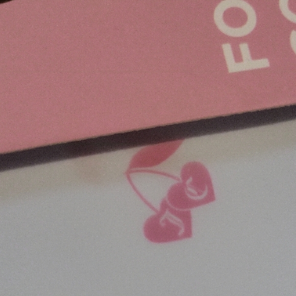 Juicy Couture Pink and White Food Storage Container Set - Picture 5 of 11